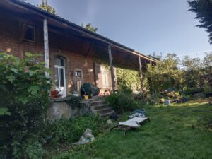 Poteaux charpente rénovés finitions - ETS SEVIN