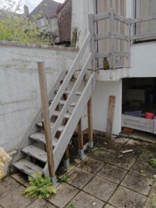 Limons escalier bois sur mesure atelier - ETS SEVIN